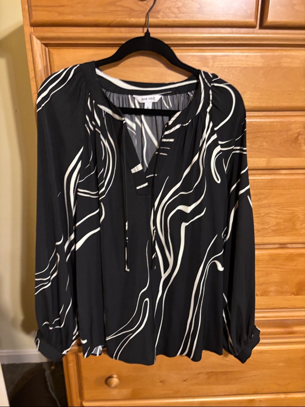 Black and white swirl